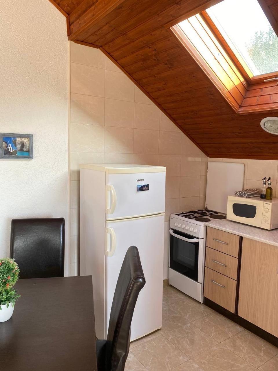 Apartments Arina Krasići エクステリア 写真